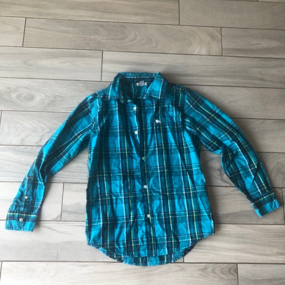 Old Navy Boys blue button down long sleeve XL